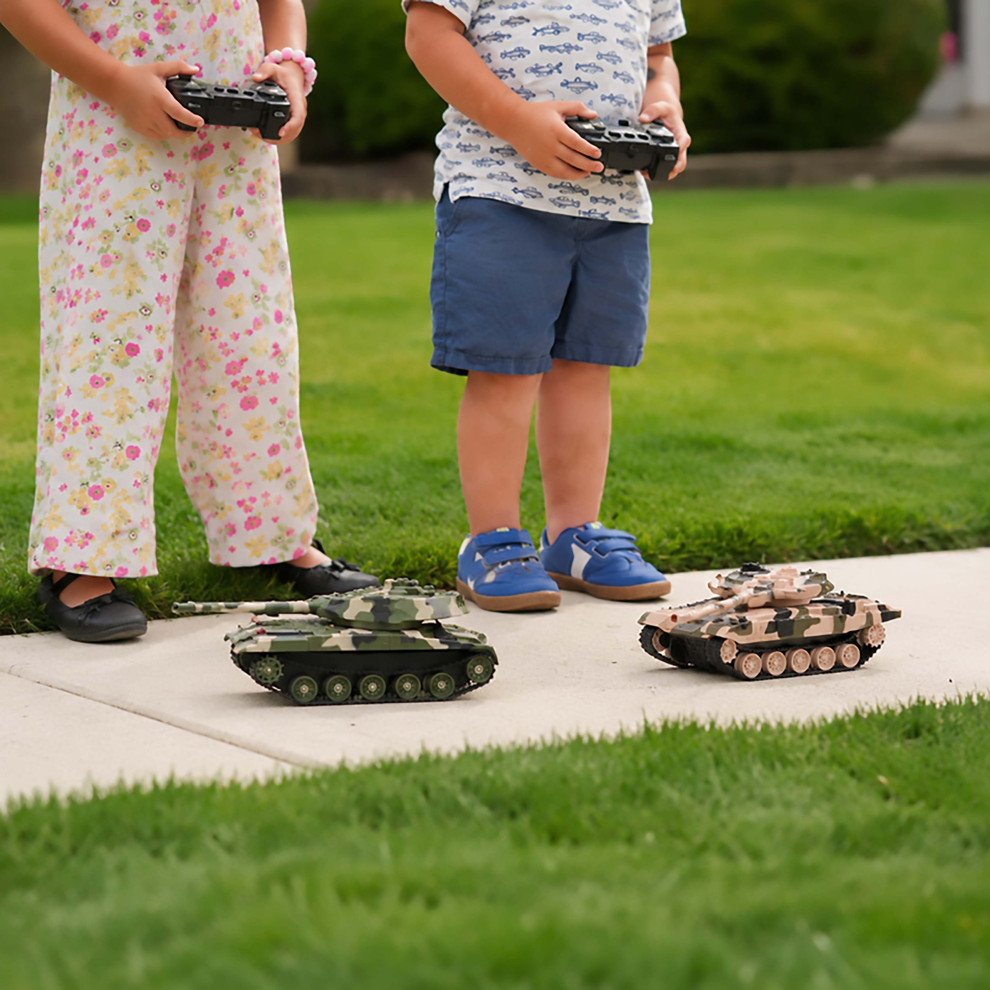 Flipo RC Battle Tank Set