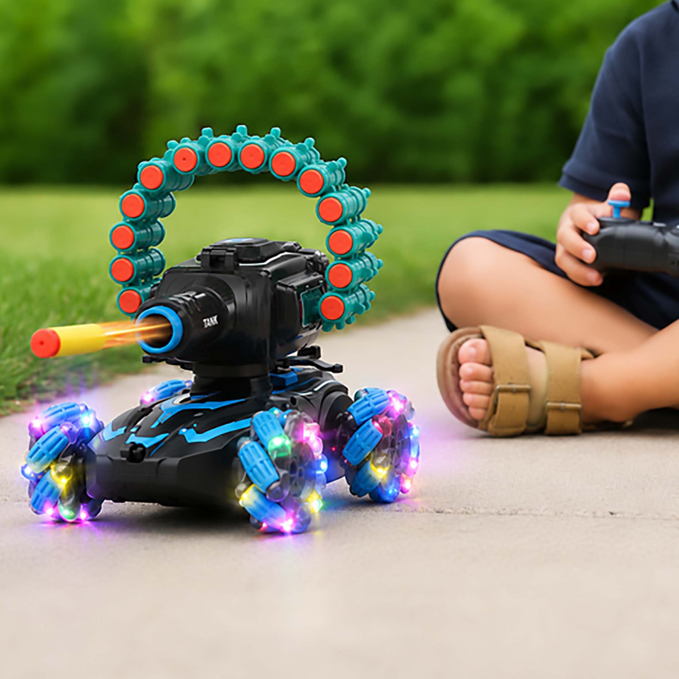 Flipo Dart Blaster RC Tank